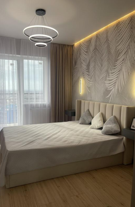 Продажа 2-комнатной квартиры 63 м², Жемчужная ул.