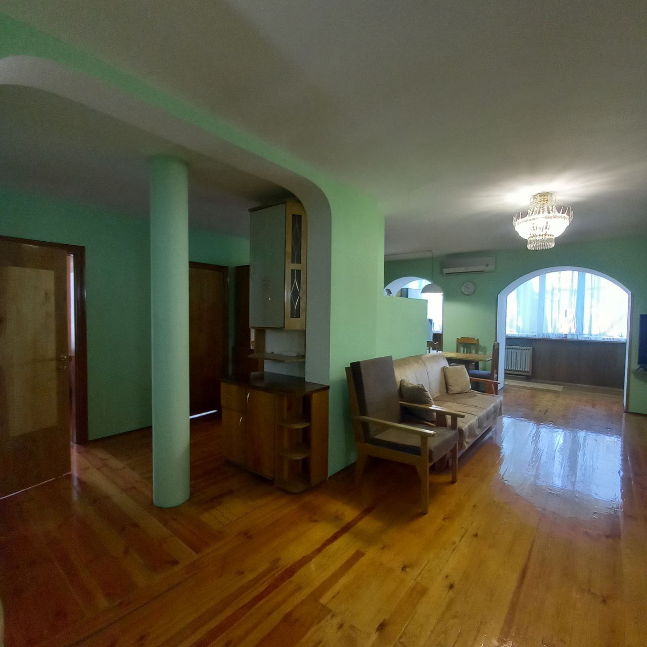 Продажа 3-комнатной квартиры 76 м², Победы просп., 105