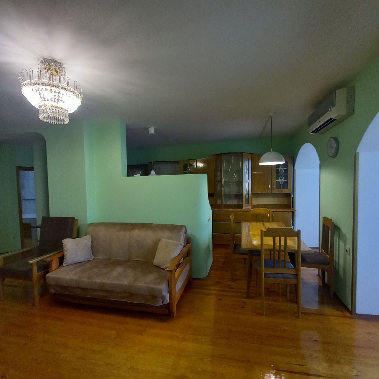 Продажа 3-комнатной квартиры 76 м², Победы просп., 105