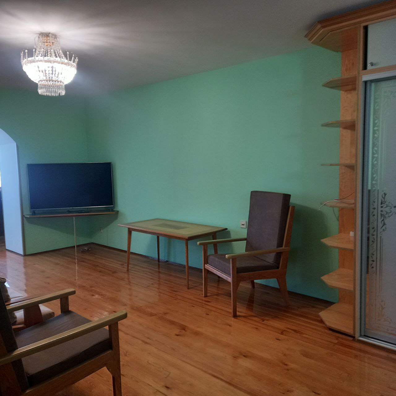 Продажа 3-комнатной квартиры 76 м², Победы просп., 105