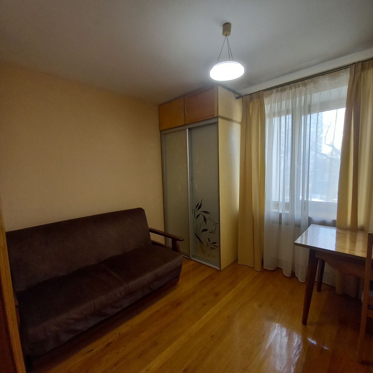 Продажа 3-комнатной квартиры 76 м², Победы просп., 105
