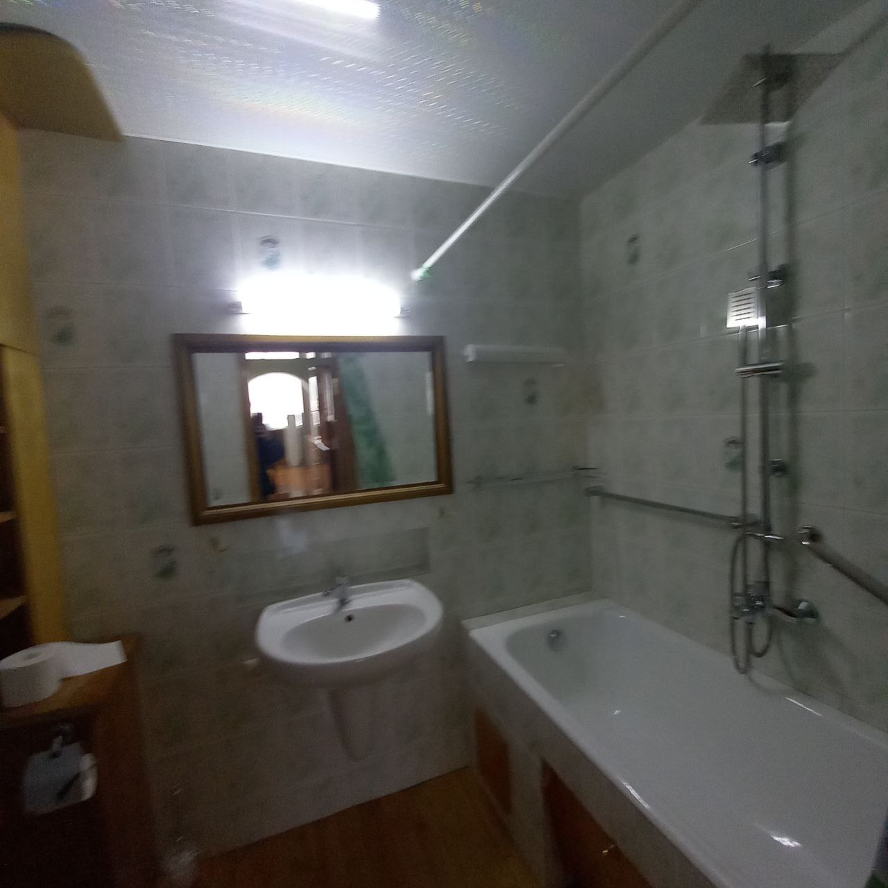 Продажа 3-комнатной квартиры 76 м², Победы просп., 105
