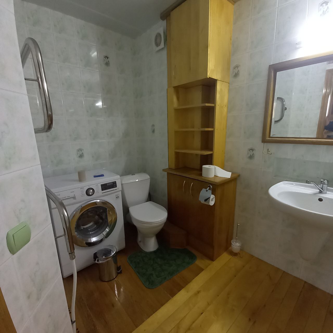 Продажа 3-комнатной квартиры 76 м², Победы просп., 105
