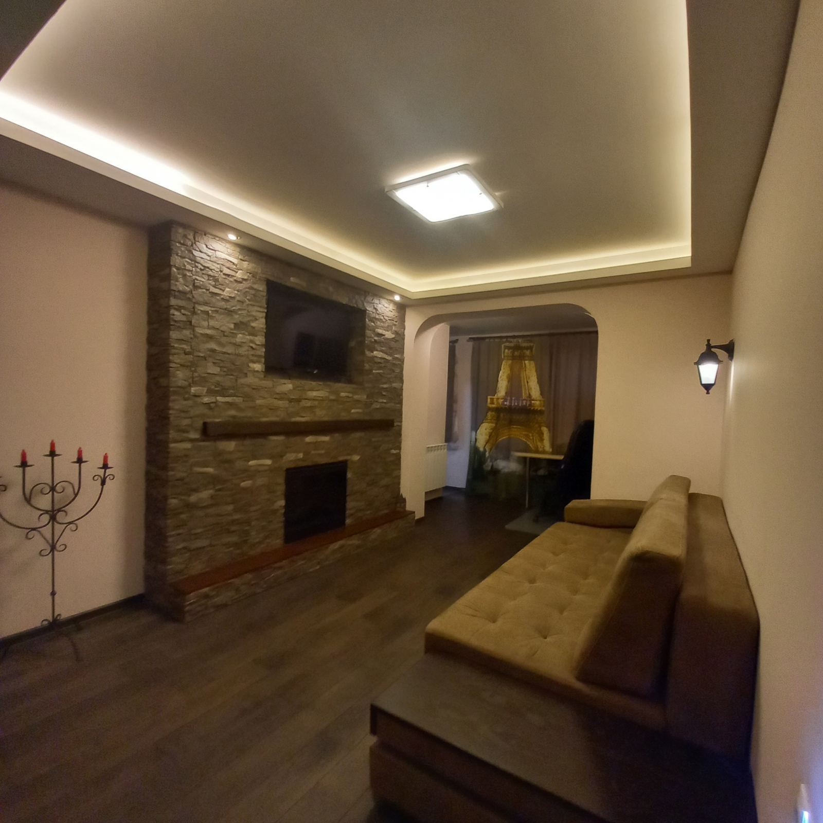 Продаж 2-кімнатної квартири 57 м², Героїв Дніпра вул., 38Г