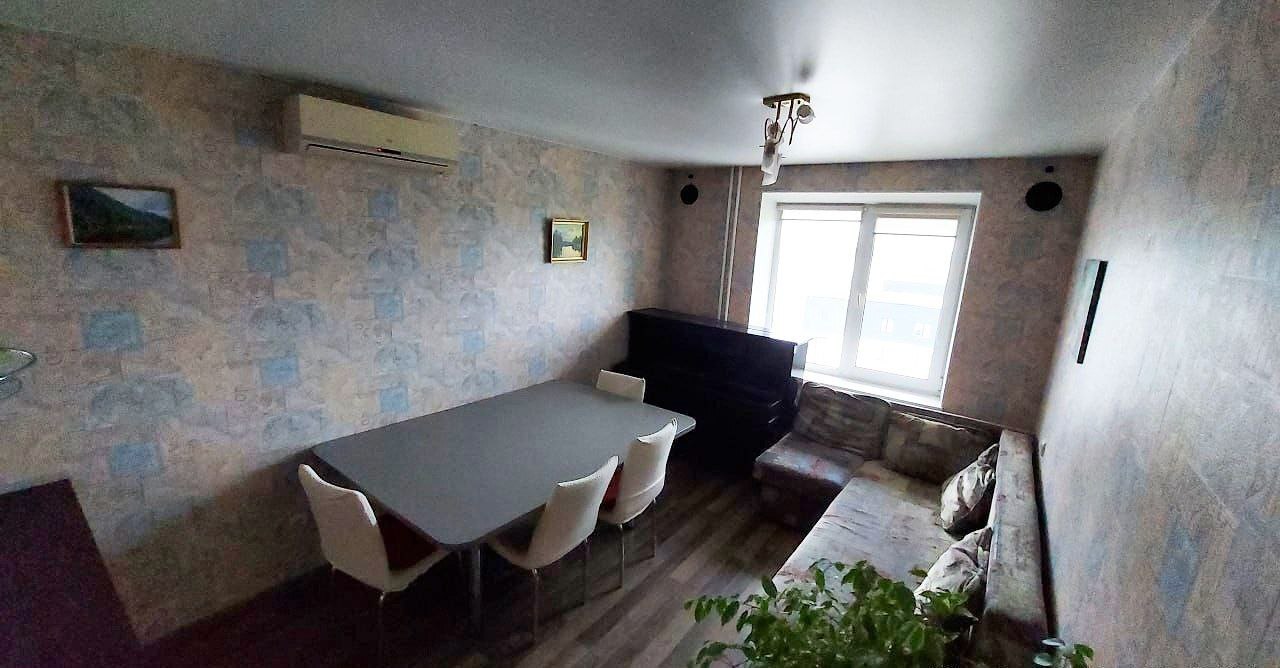 Продаж 3-кімнатної квартири 71 м², Інтернаціоналістів вул.