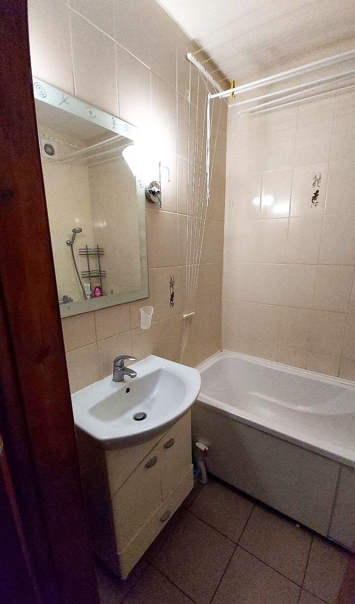 Продаж 3-кімнатної квартири 71 м², Інтернаціоналістів вул.