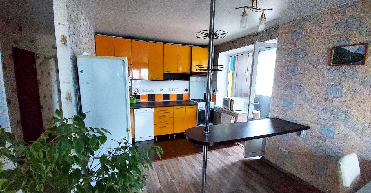 Продаж 3-кімнатної квартири 71 м², Інтернаціоналістів вул.