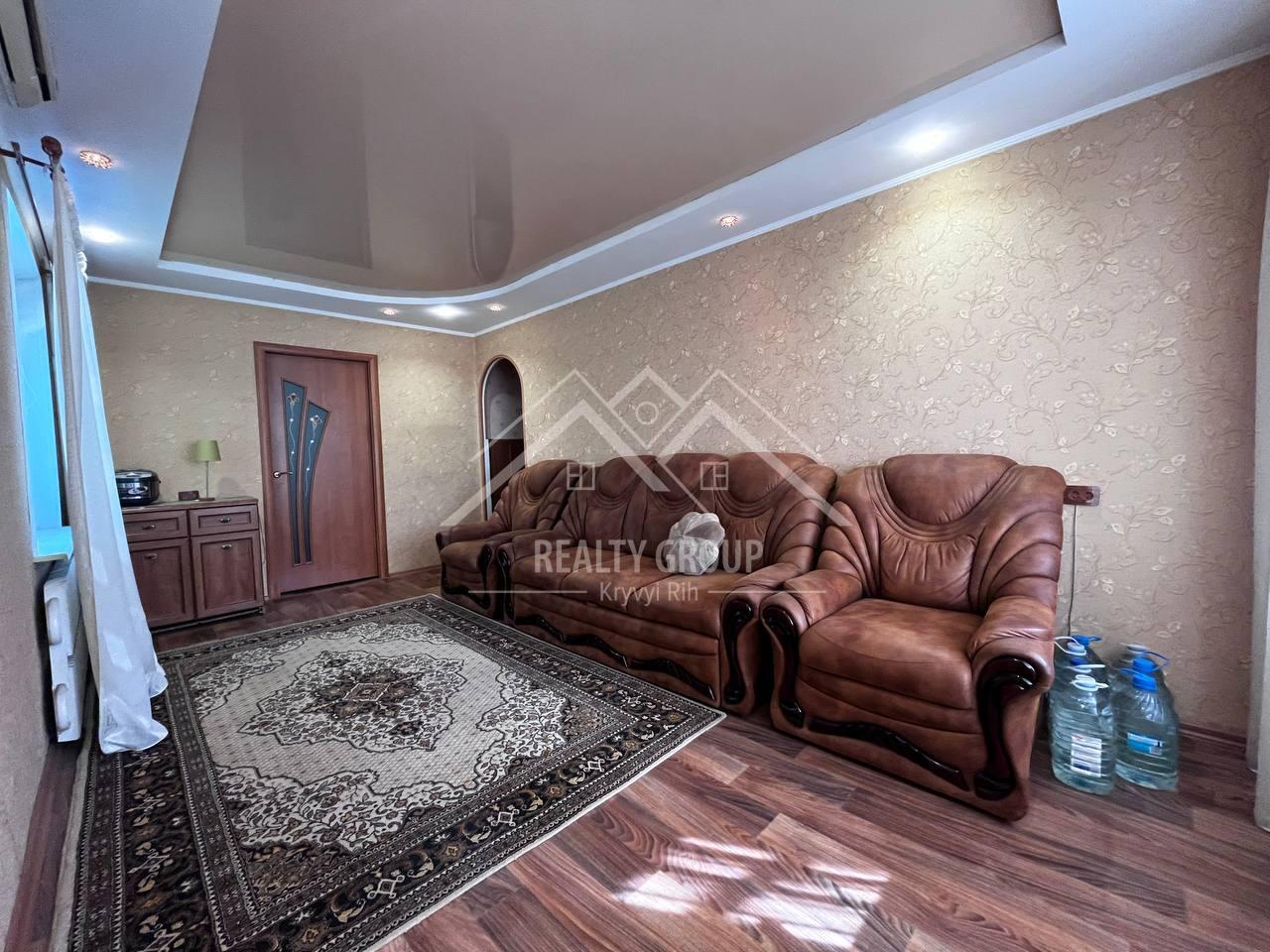Продаж 3-кімнатної квартири 58 м², Покровская вул.
