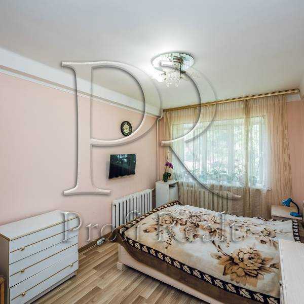 Продажа 3-комнатной квартиры 60 м², Борщаговская ул., 99