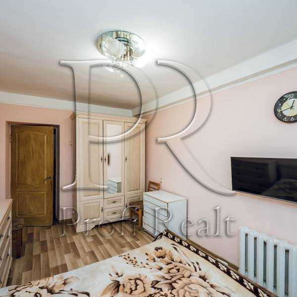 Продажа 3-комнатной квартиры 60 м², Борщаговская ул., 99