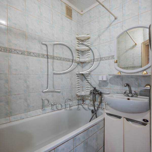 Продажа 3-комнатной квартиры 60 м², Борщаговская ул., 99