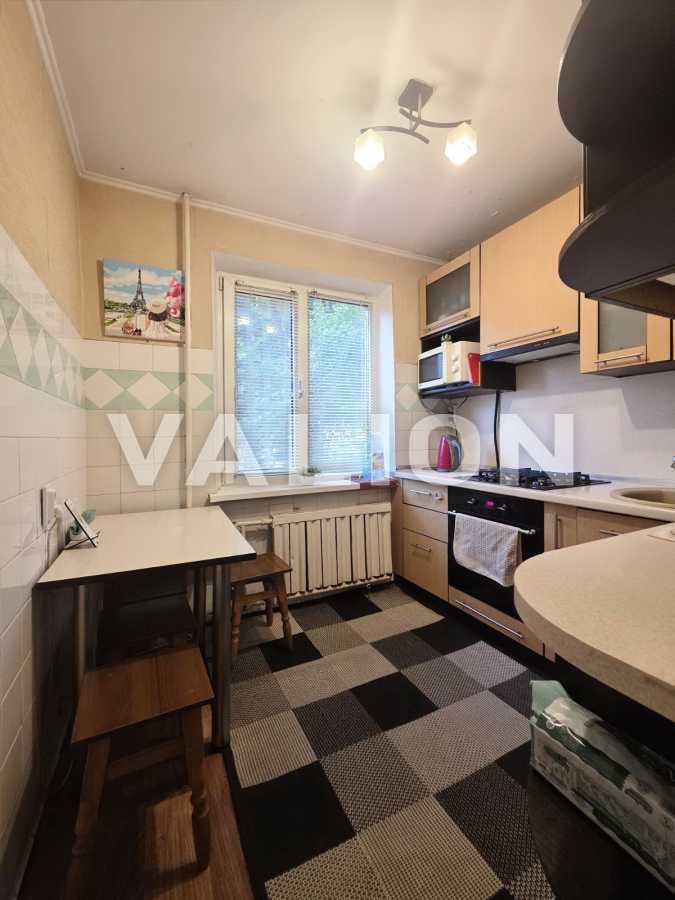 Продаж 2-кімнатної квартири 53 м², Жмеринська вул., 16