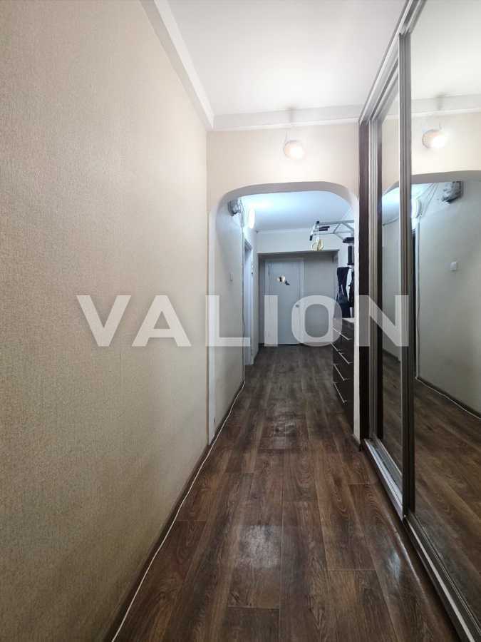 Продаж 2-кімнатної квартири 53 м², Жмеринська вул., 16
