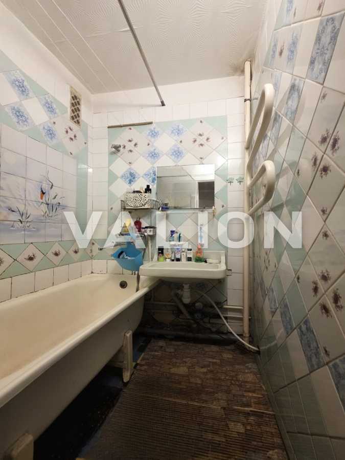 Продаж 2-кімнатної квартири 53 м², Жмеринська вул., 16