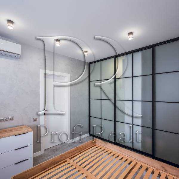 Продаж 3-кімнатної квартири 82 м², Єлизавети Чавдар вул., 13