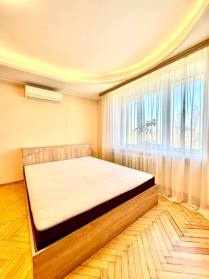 Продажа 3-комнатной квартиры 64 м², Богдана Гаврилишина ул., 11