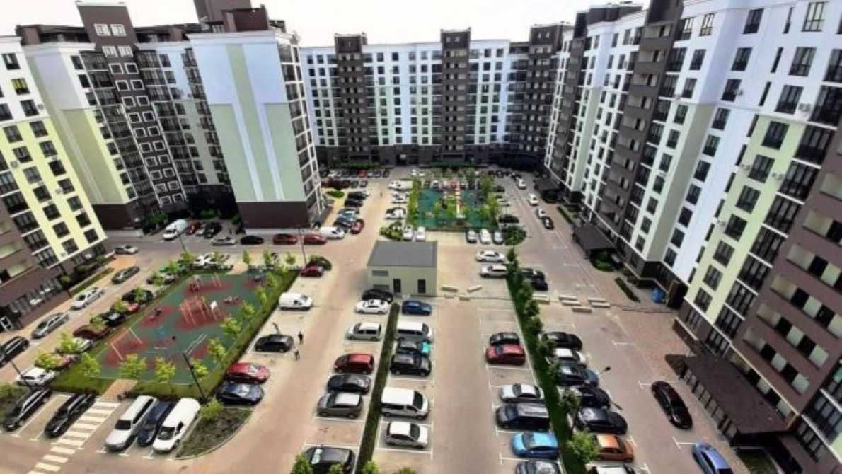 Продаж 4-кімнатної квартири 170 м², Радистів вул., 34