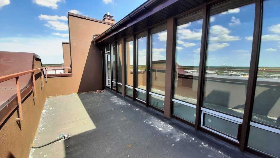 Продаж 4-кімнатної квартири 170 м², Радистів вул., 34