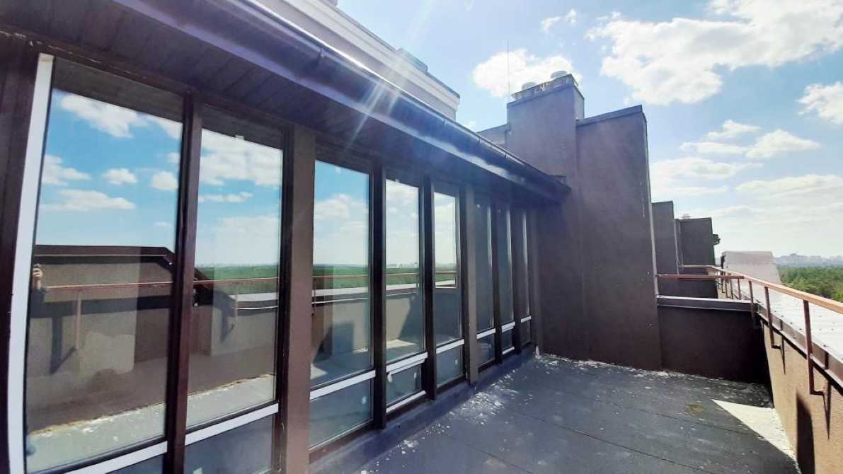 Продаж 4-кімнатної квартири 170 м², Радистів вул., 34