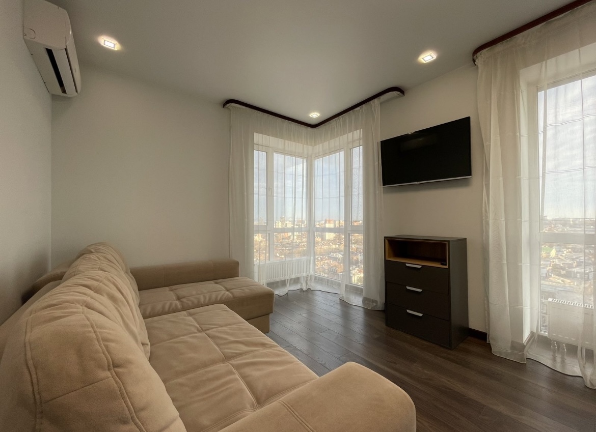 Аренда 2-комнатной квартиры 65 м², Светлова ул., 44