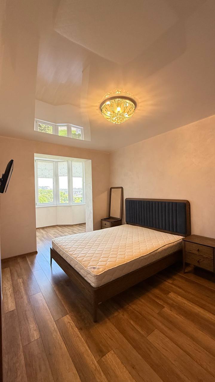 Аренда 1-комнатной квартиры 49 м², Вячеслава Черновола ул., 60