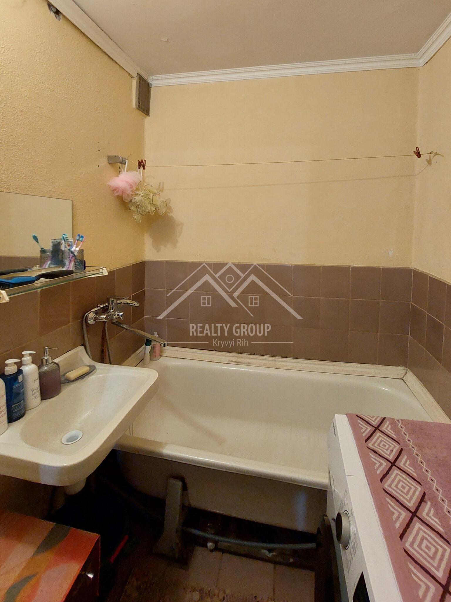 Продаж 2-кімнатної квартири 46 м², Співдружності вул.