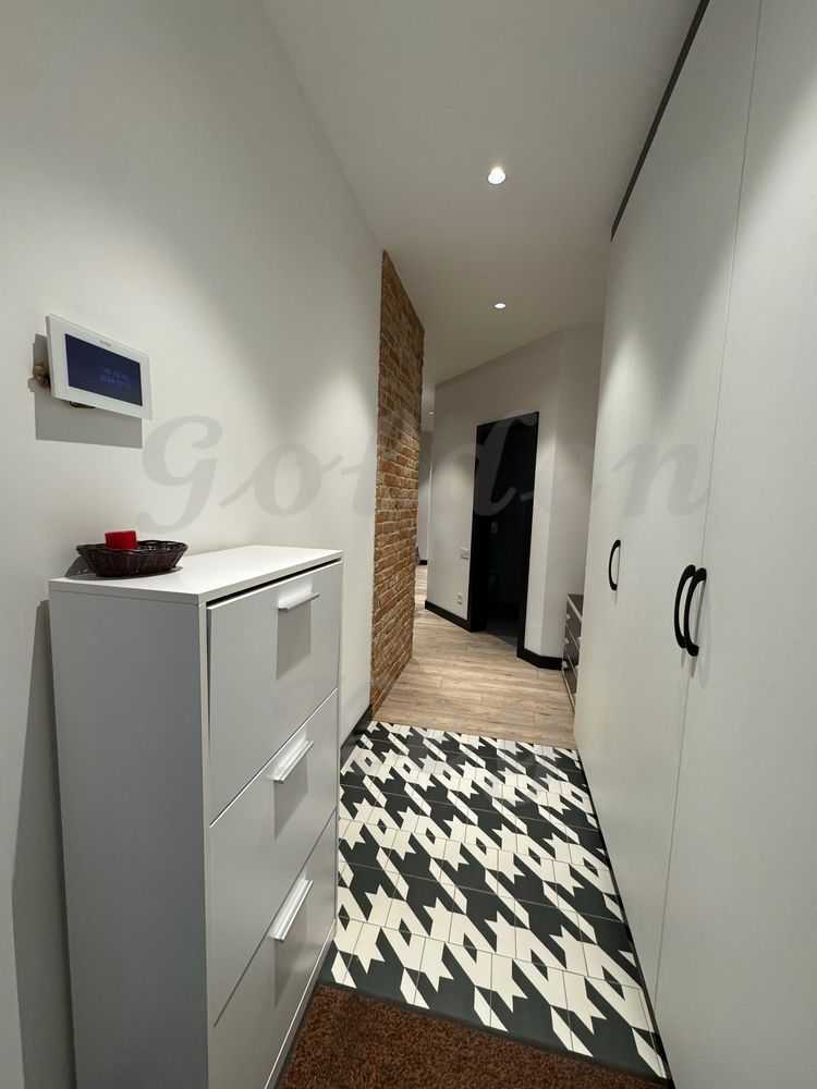 Продаж 2-кімнатної квартири 100 м², Яблунева вул., 8