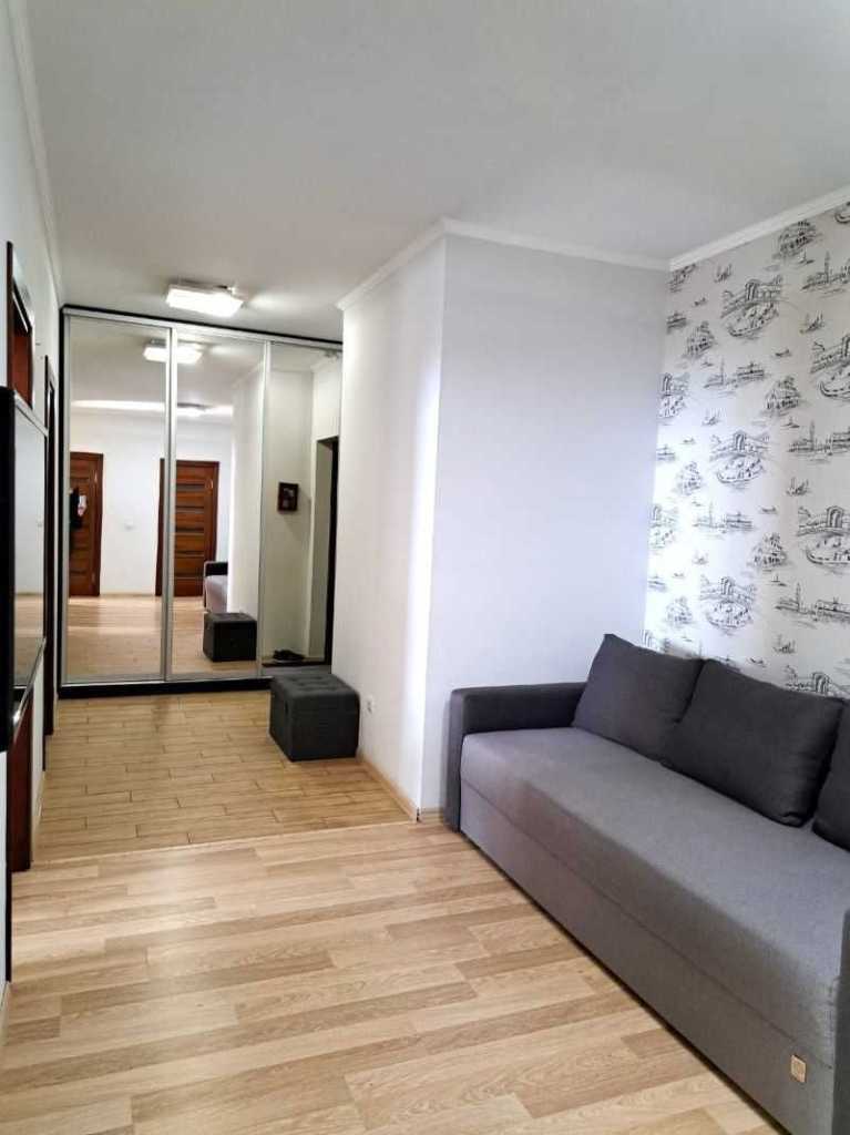 Оренда 1-кімнатної квартири 57 м², Котельникова вул., Драгоманова, 2А