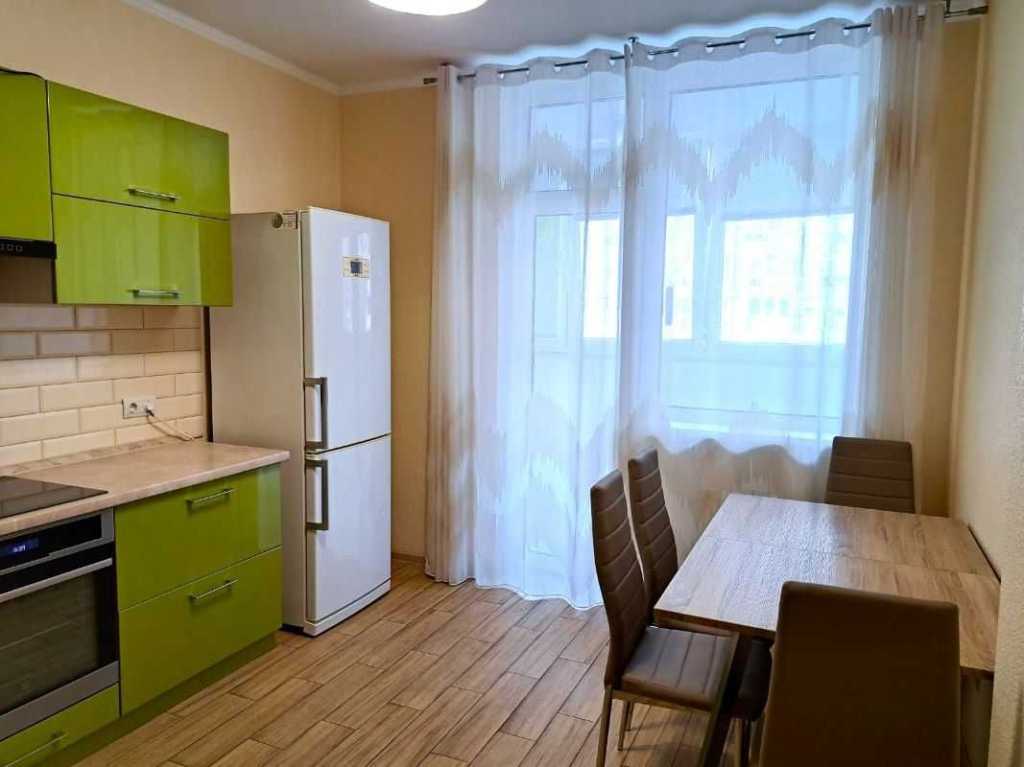 Оренда 1-кімнатної квартири 57 м², Котельникова вул., Драгоманова, 2А