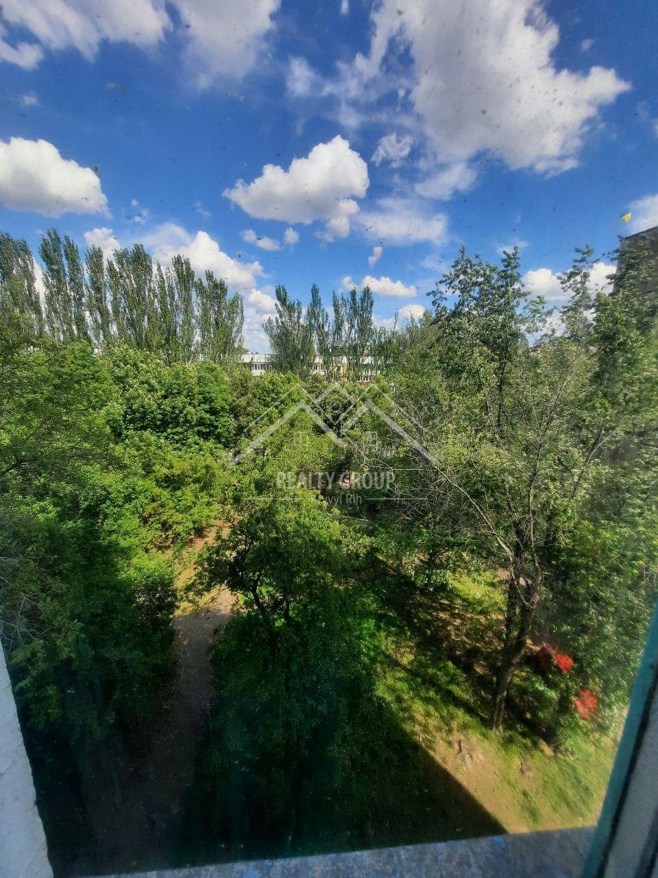 Продаж 2-кімнатної квартири 46 м², Ботанічна 4