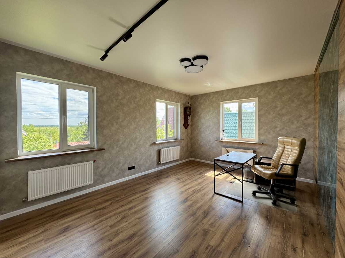 Продажа дома 380 м²