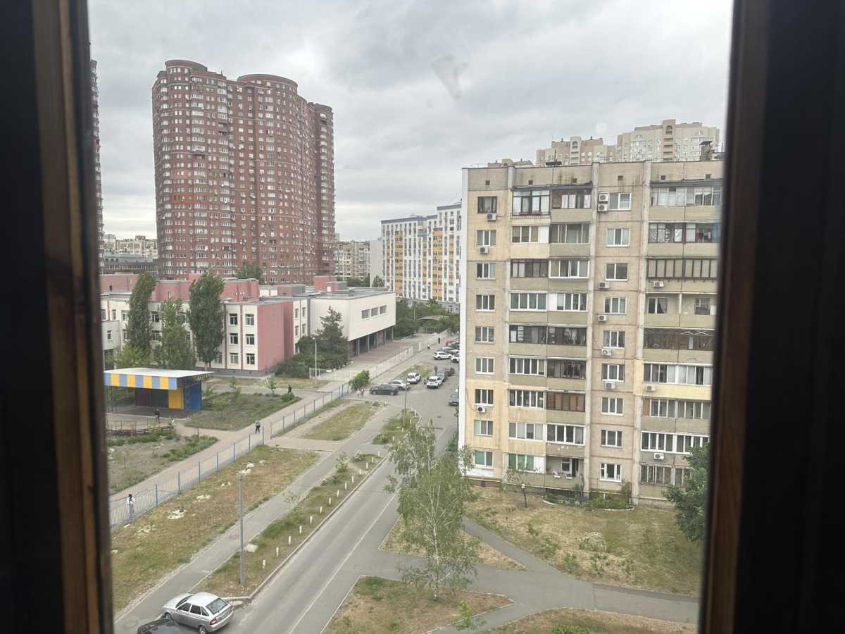 Продаж 1-кімнатної квартири 38 м², Петра Григоренка просп., 25А