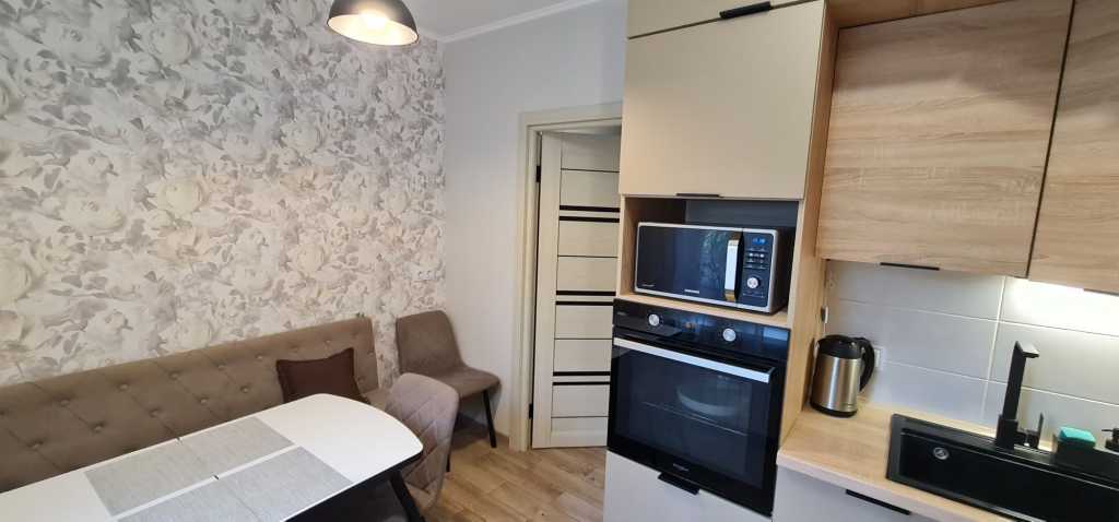 Продаж 1-кімнатної квартири 35 м², Володимира Маяковського просп., 44