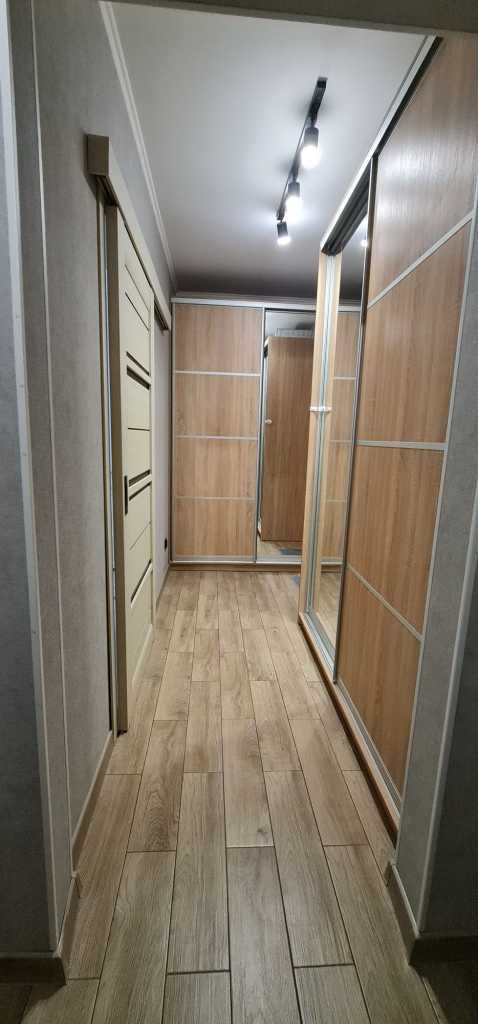 Продаж 1-кімнатної квартири 35 м², Володимира Маяковського просп., 44