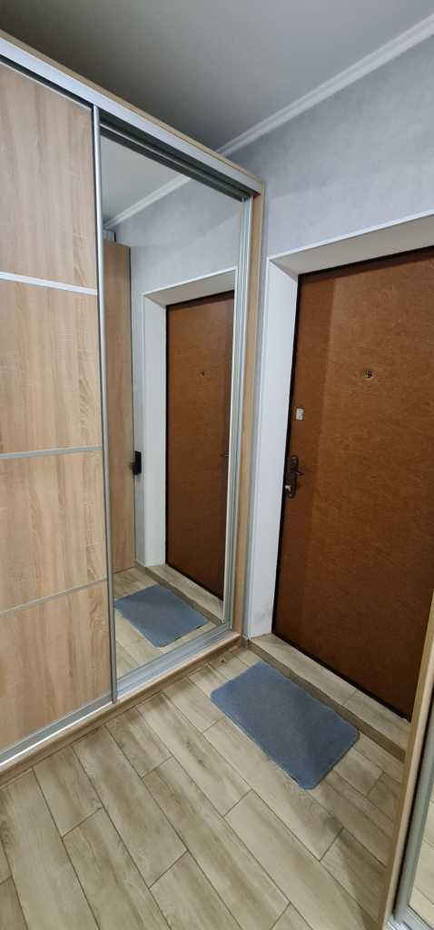 Продаж 1-кімнатної квартири 35 м², Володимира Маяковського просп., 44