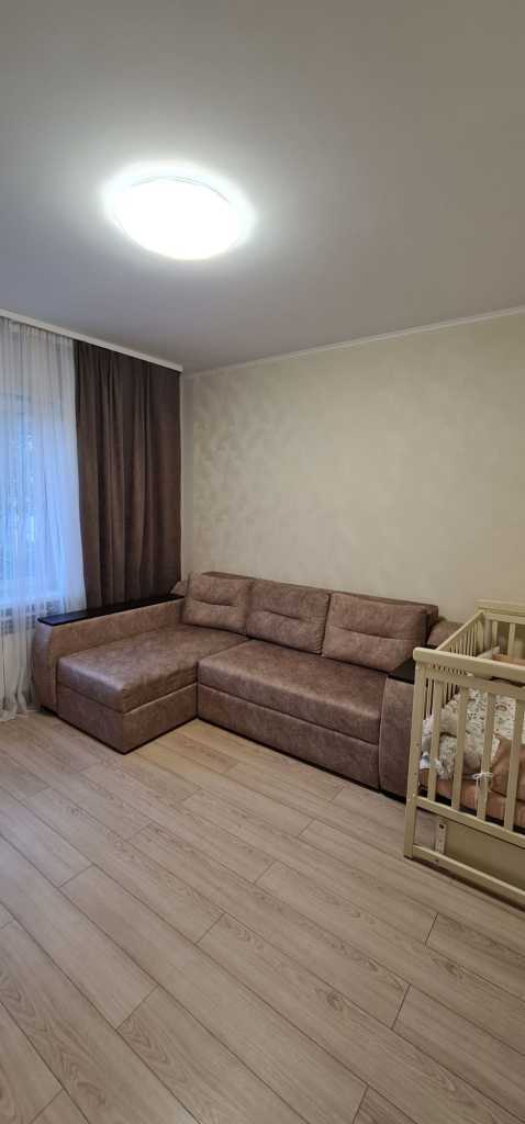Продаж 1-кімнатної квартири 35 м², Володимира Маяковського просп., 44