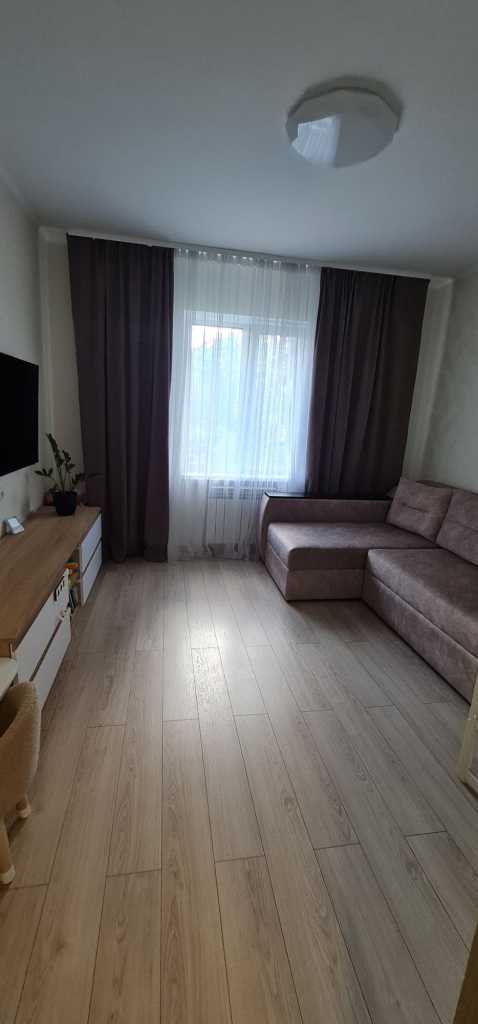 Продаж 1-кімнатної квартири 35 м², Володимира Маяковського просп., 44