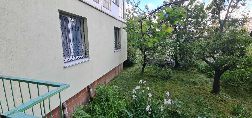 Продаж 1-кімнатної квартири 35 м², Володимира Маяковського просп., 44