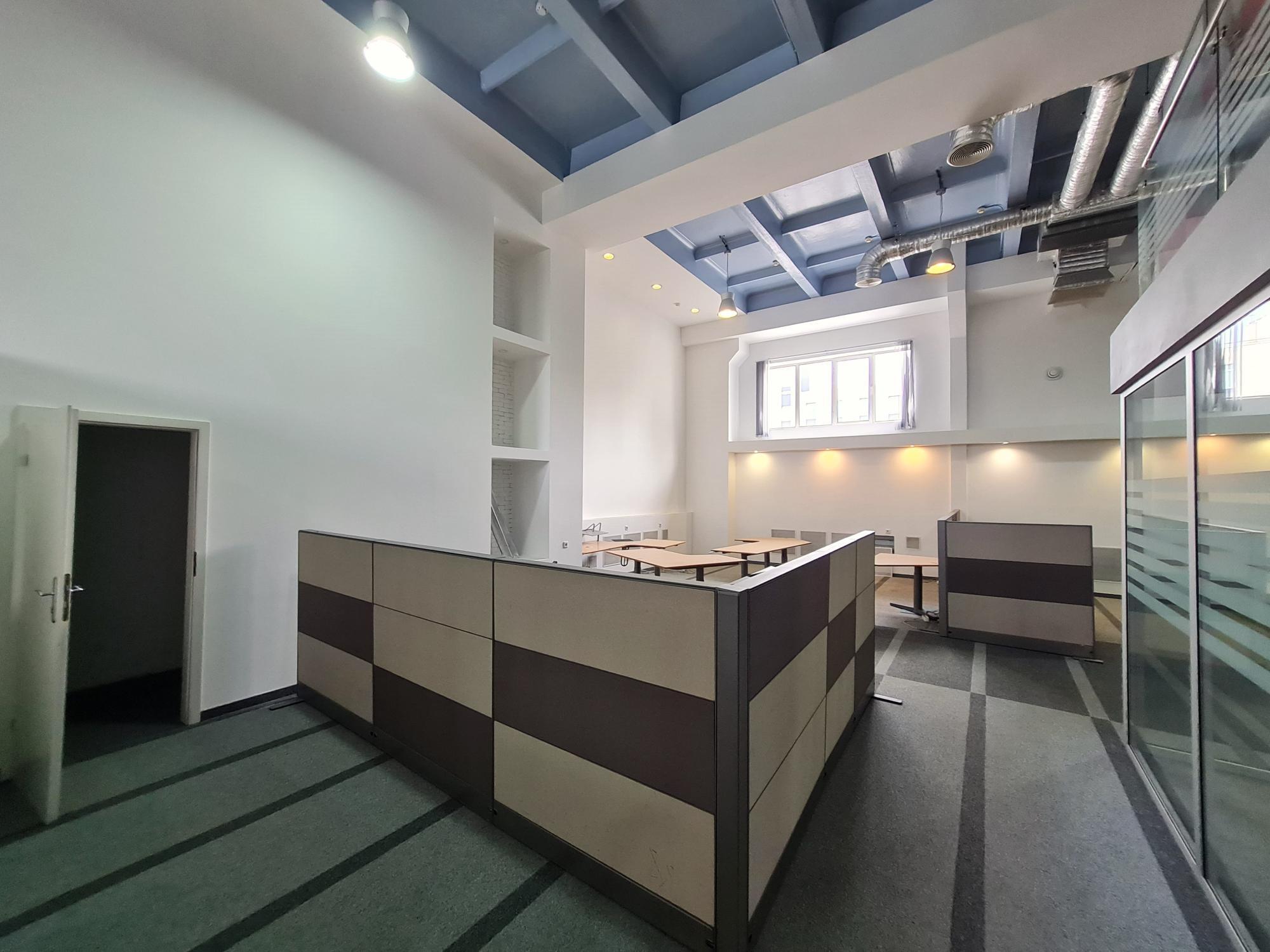 Оренда офісу 500 м², Степана Бандери просп., 16Б