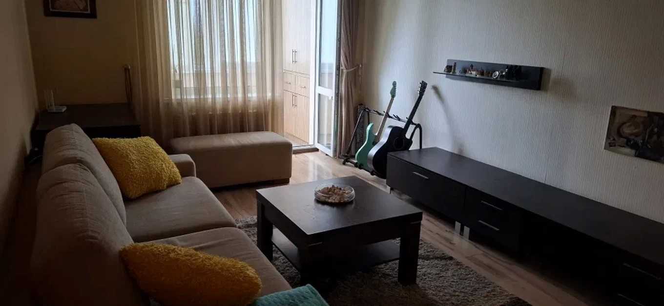 Продаж 2-кімнатної квартири 52 м², Лайоша Гавро, 9в