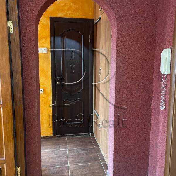 Продаж 2-кімнатної квартири 51 м², Свободи просп., 15/1