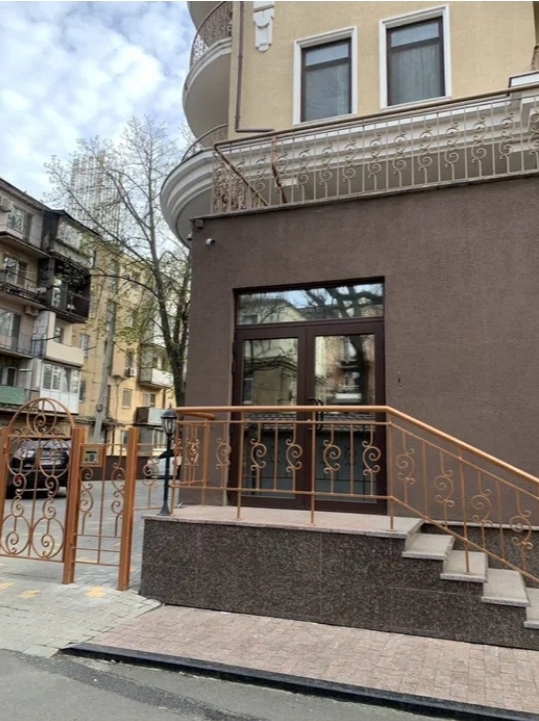 Аренда офиса 142 м², Французский бул.