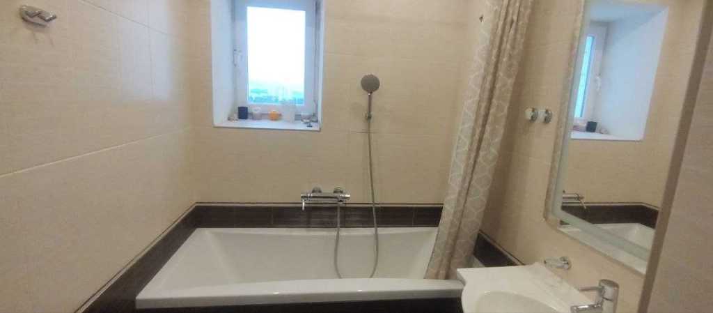 Оренда 3-кімнатної квартири 90 м², Алма-Атинська вул., 41А