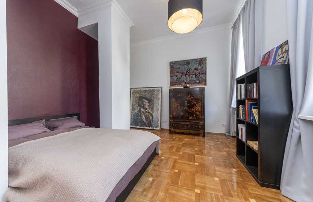 Аренда 3-комнатной квартиры 150 м², Олеся Гончара ул., 74А