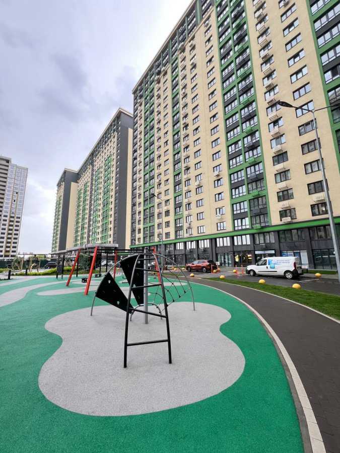 Продаж 3-кімнатної квартири 108 м², Михайла Максимовича вул., 32-Б