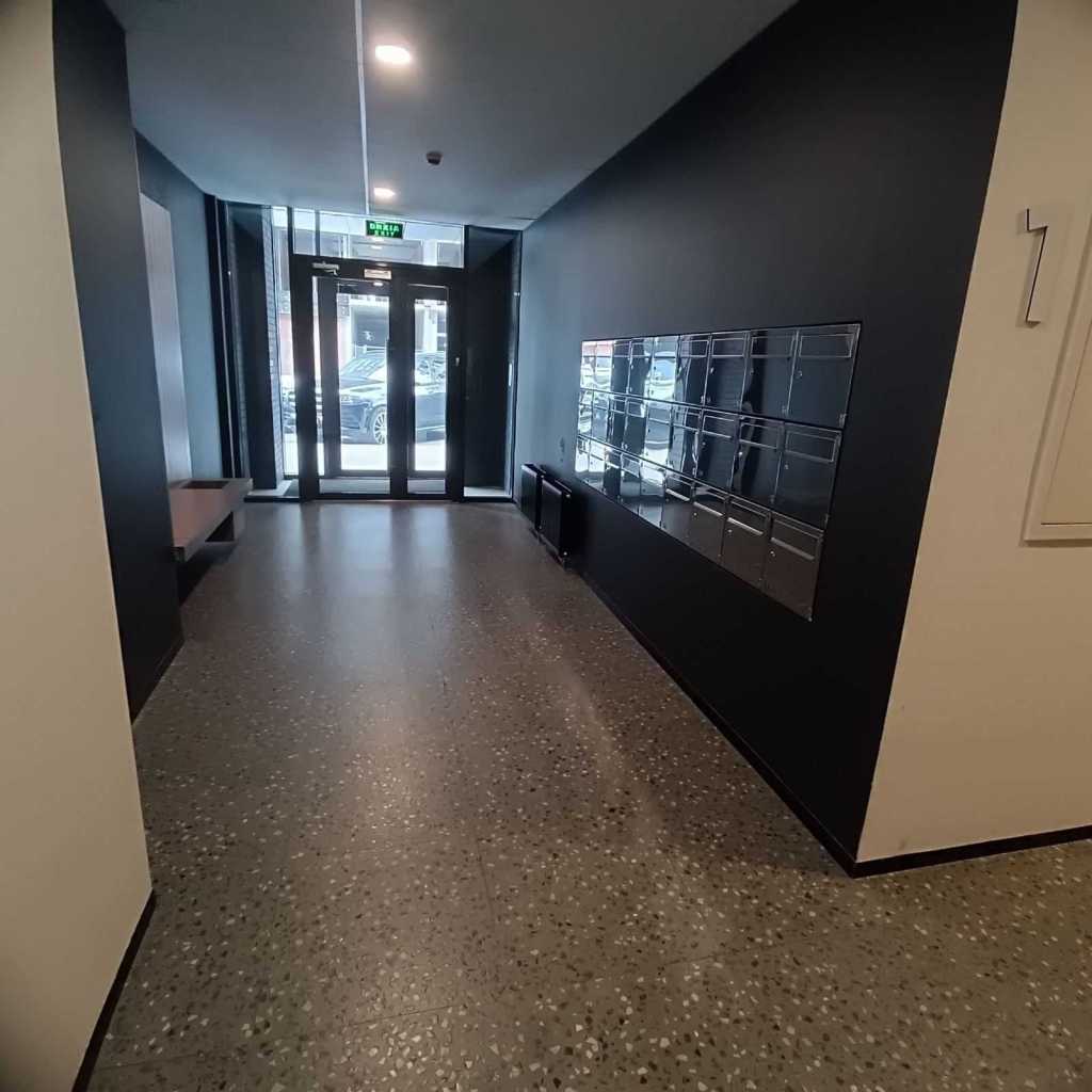 Продаж 3-кімнатної квартири 88 м², Набережно-Рибальська вул., 9