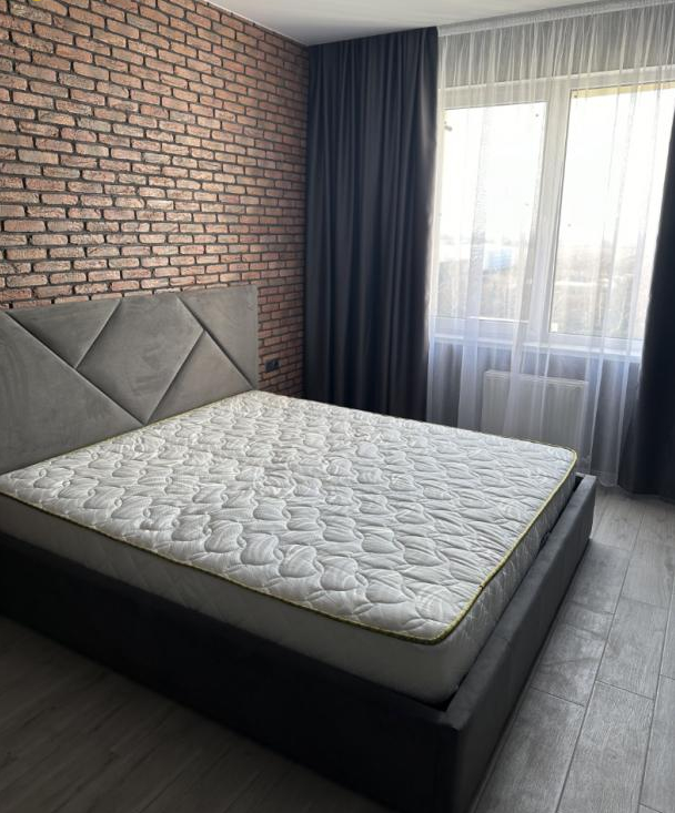 Продажа 2-комнатной квартиры 43 м², Спортивная ул.