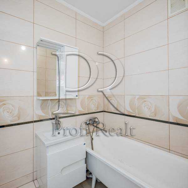 Продаж 1-кімнатної квартири 27 м², Генерала Наумова вул., 19
