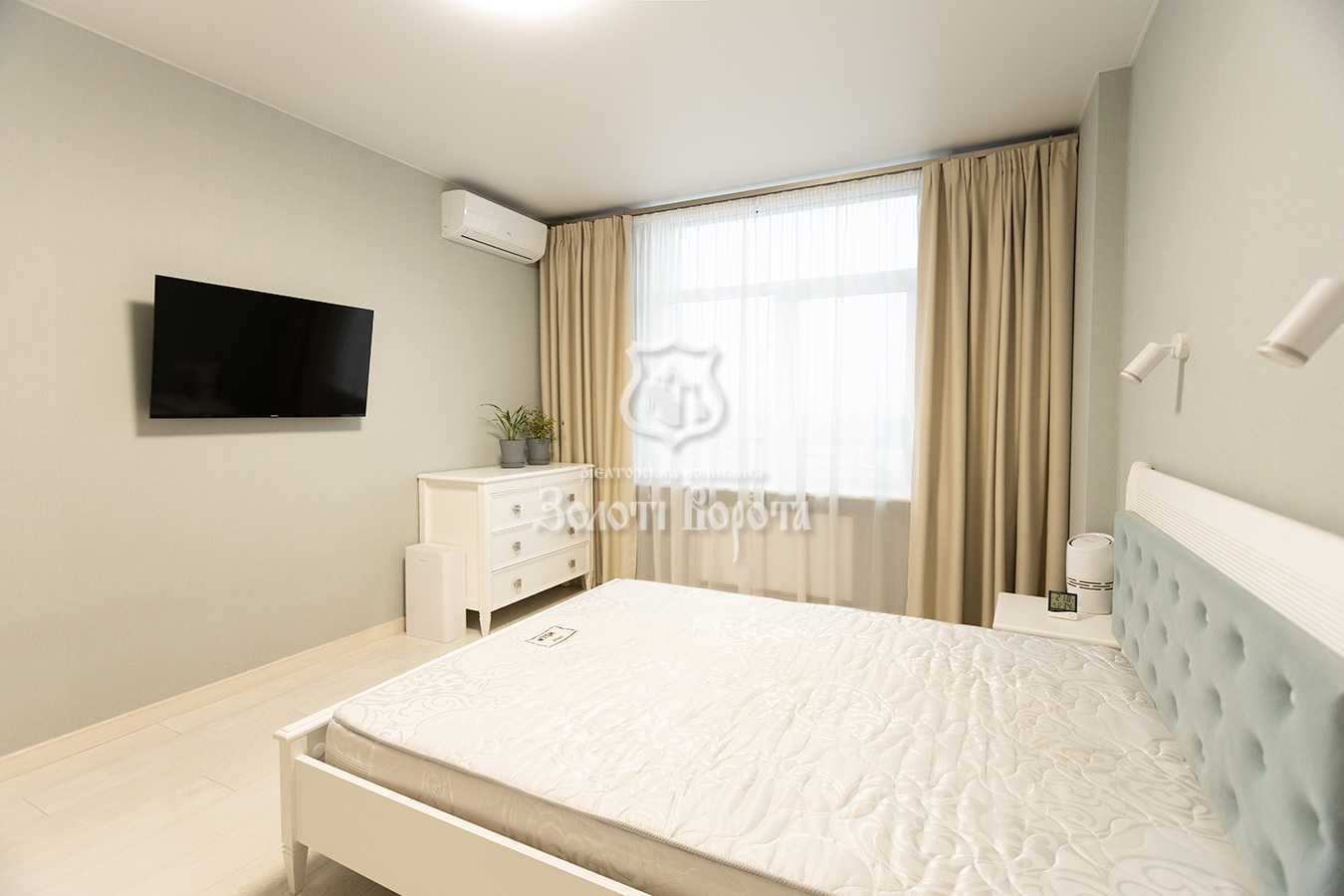 Продаж 2-кімнатної квартири 76 м², Юнацька вул., 6