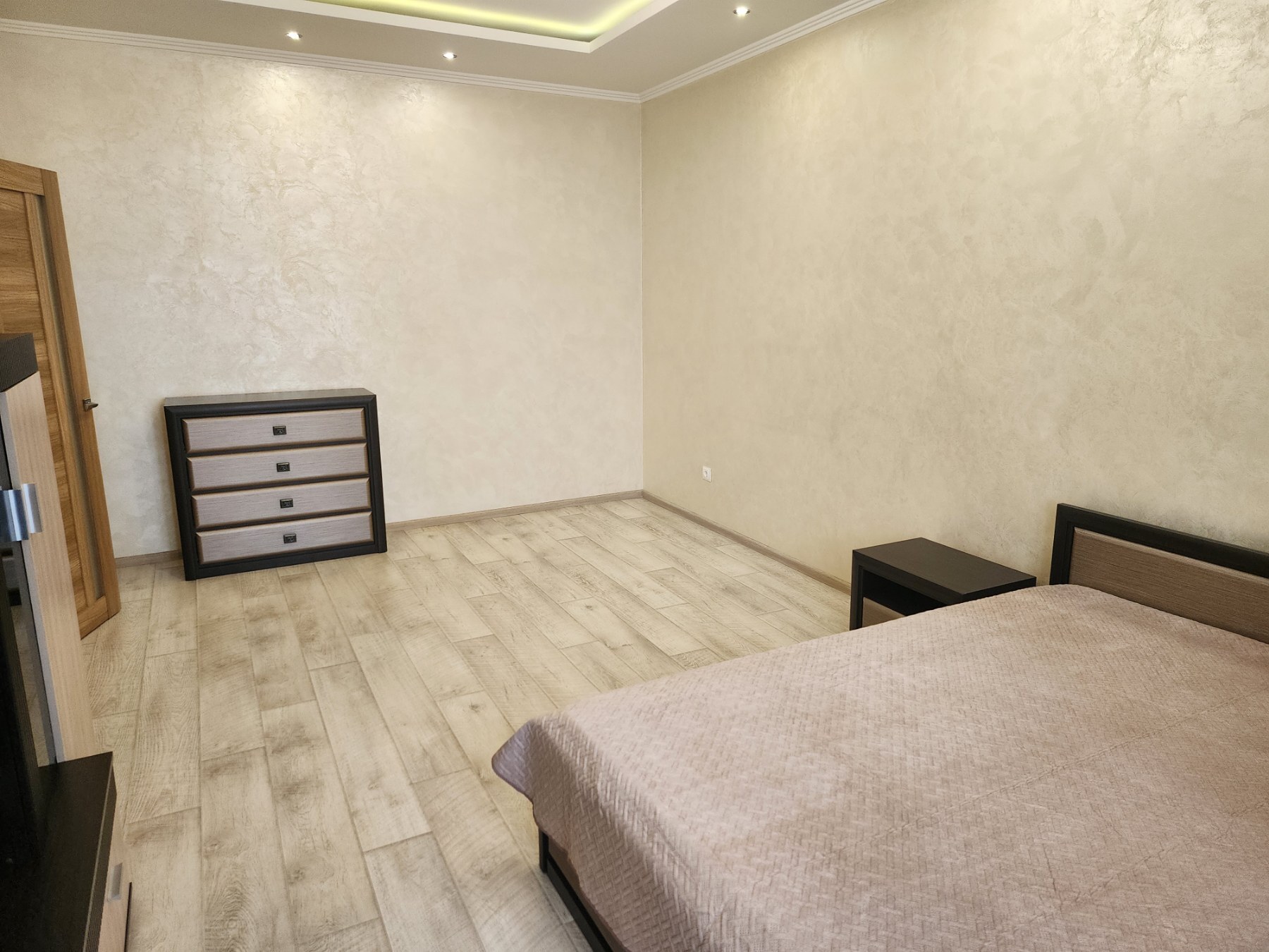 Аренда 1-комнатной квартиры 49 м², Квитки-Основьяненко ул., 8Б